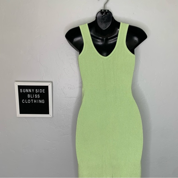 House of Harlow 1960 Green Ribbed Bodycon Maxi Dress Size Medium - Picture 8 of 13